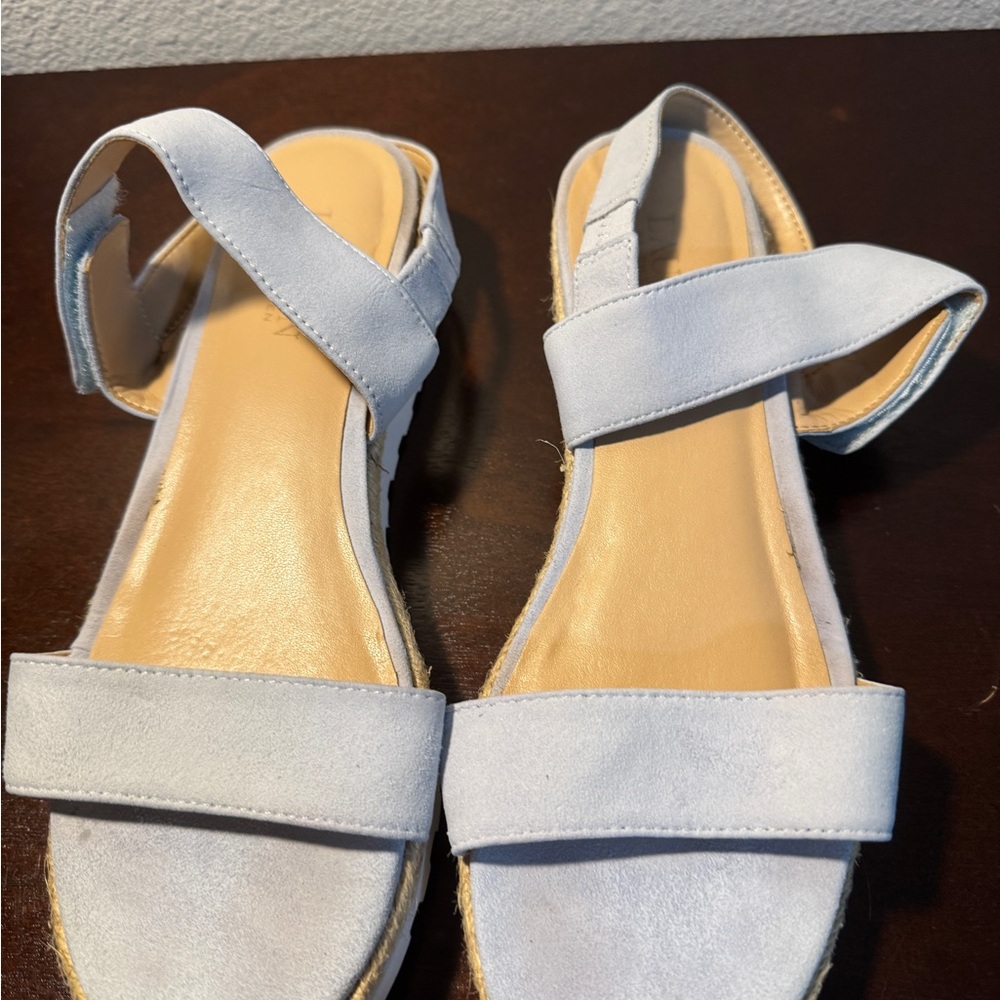 Lauren Ralph Lauren Women's Cream Espadrilles - Picture 4 of 8